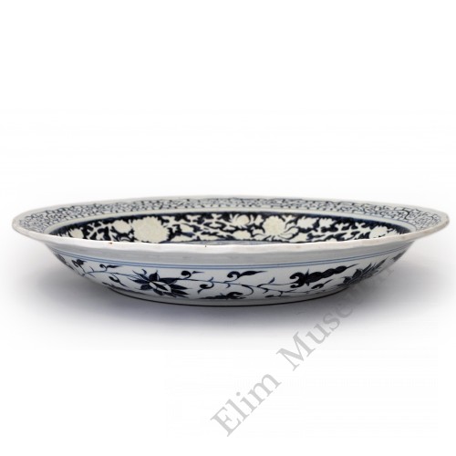 1446 A Yuan B&W Charger with Kilin & phoenix pattern